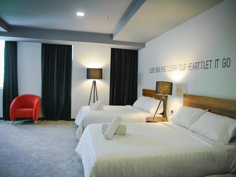 Pi Hotel