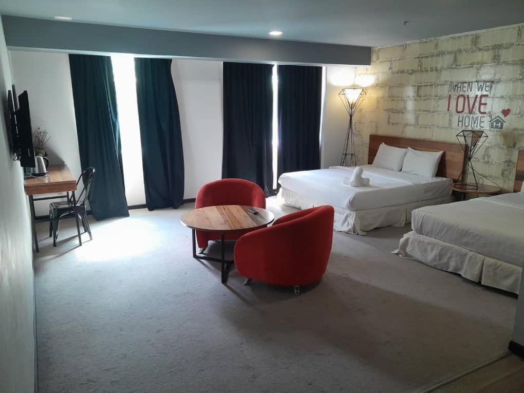 Regal Vista Hotel